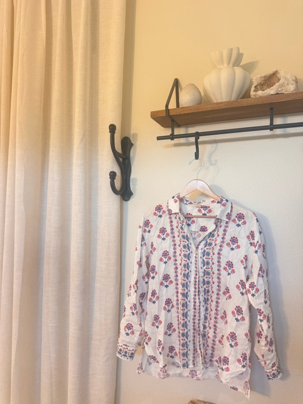 Magaschoni White Linen Blouse with Red & Blue Floral Print